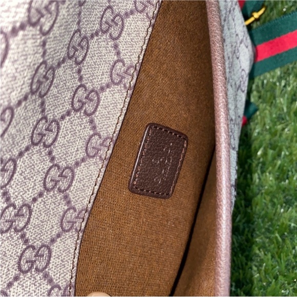 Small Messenger Bag - Picture 4 of 5